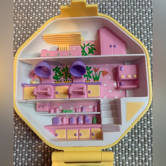 1990 Polly Pocket Vintage Polly’s Hair Salon, Bluebird - Picture 6 of 12